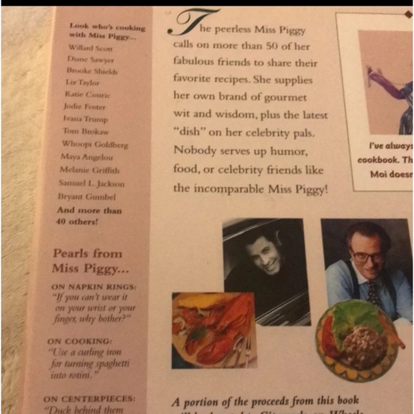 In The Kitchen With MISS PIGGY Cookbook - Picture 5 of 7